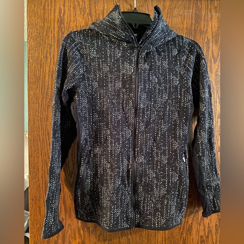 Icebreaker Merino Black and White Zip-Up